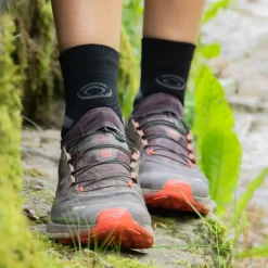 Chaussettes TRAIL ULTRA MID Noir/Gris